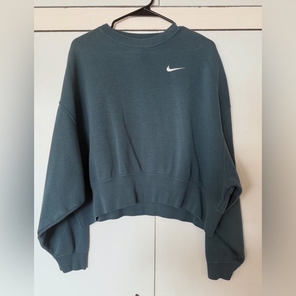 Nike pheonix sweater
